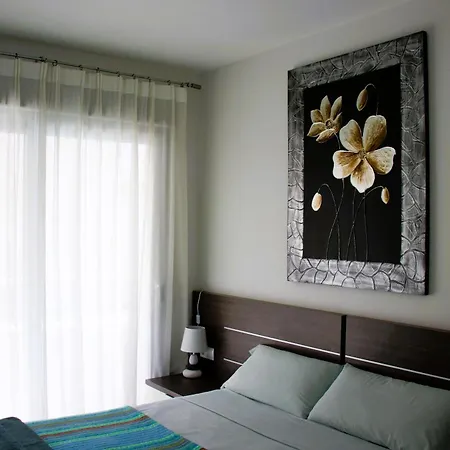 A Lovely Swimming Pool, Parking, Padel *