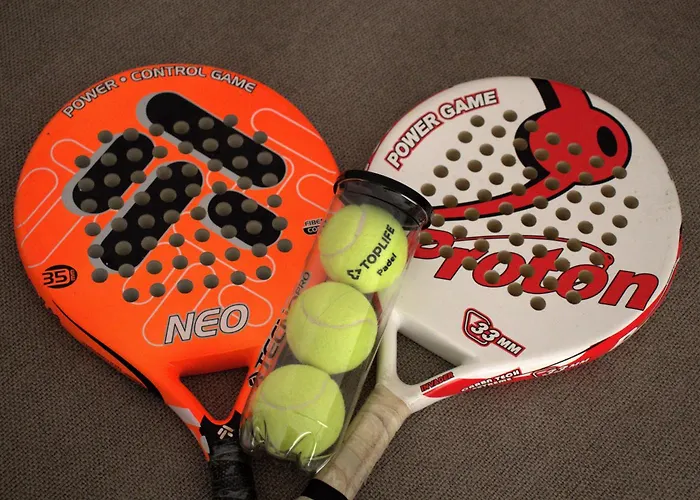 A Lovely Swimming Pool, Parking, Padel Apartment Denia