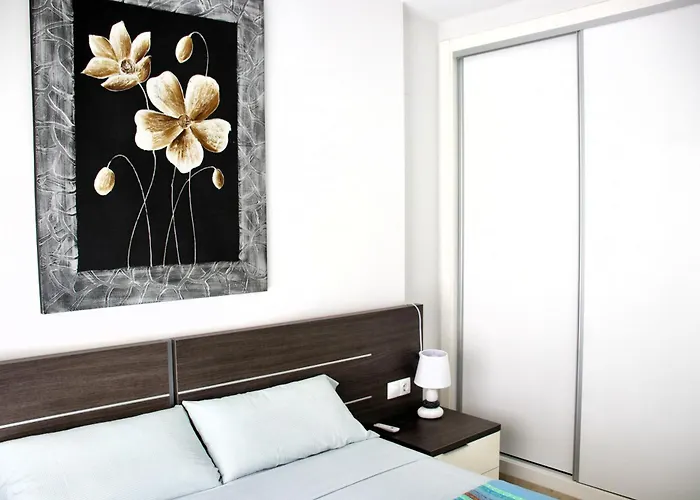 A Lovely Swimming Pool, Parking, Padel *