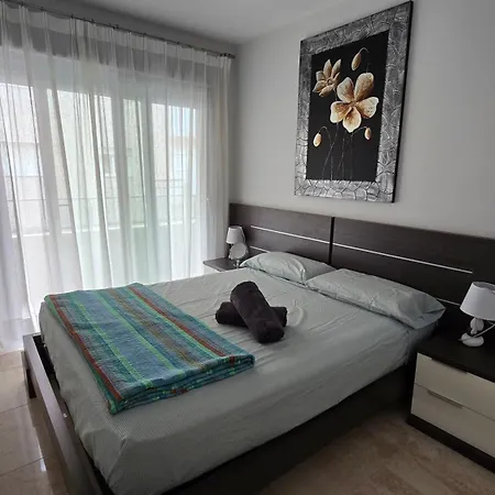 Apartment A Lovely Swimming Pool, Parking, Padel Dénia